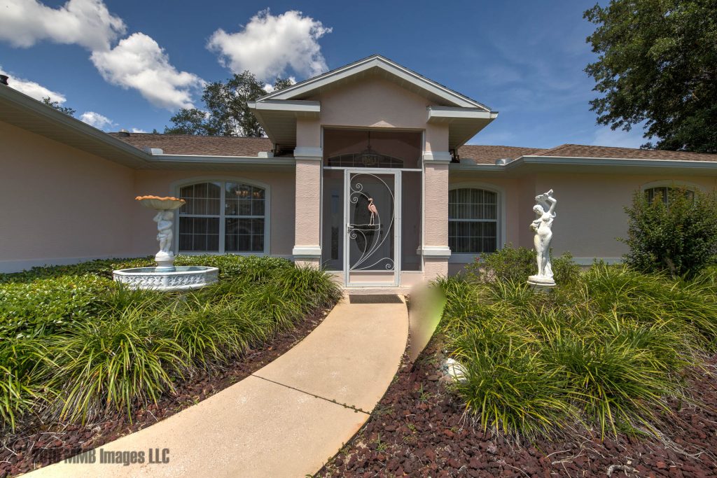 Real Estate Listing Photo for the Real Estate Home for Sale at the Inverness Golf and Counrty Club on 3076 S Blackmountain Dr., Inverness Citrus County, FL 34450